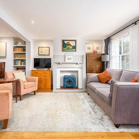 Delightful Bird Sisters Cottage With Free Parking برايتون المظهر الخارجي الصورة