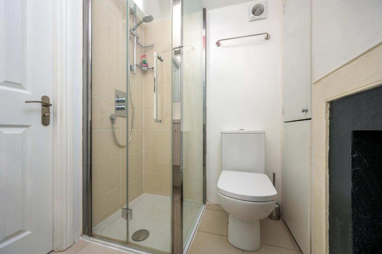Delightful Bird Sisters Cottage With Free Parking برايتون المظهر الخارجي الصورة